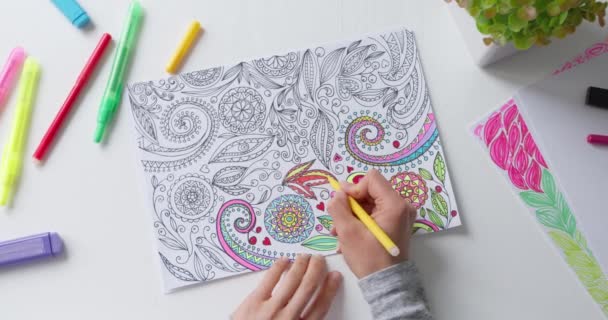 Livre Colorier Pour Adultes Dessin Comme Passe Temps Activités Concentration — Video