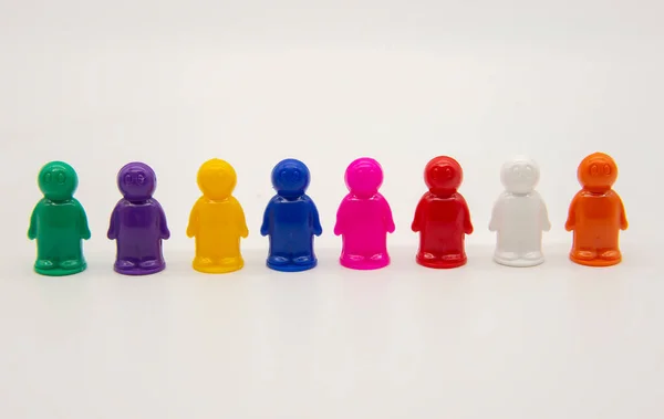 Figure Giocattoli Plastica Miniatura Trovano Formazione Uno Sfondo Bianco — Foto Stock
