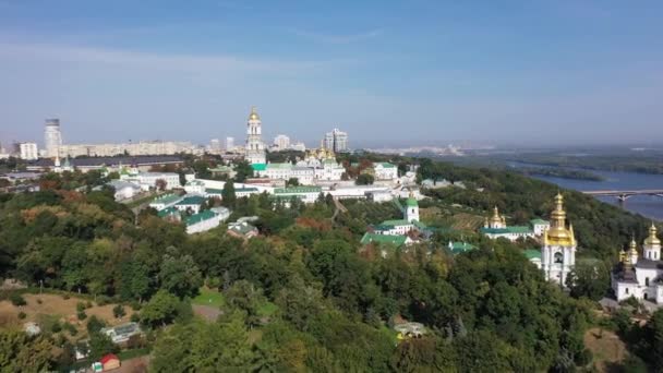 Kiev. Ukrainas huvudstad. Flygbild — Stockvideo