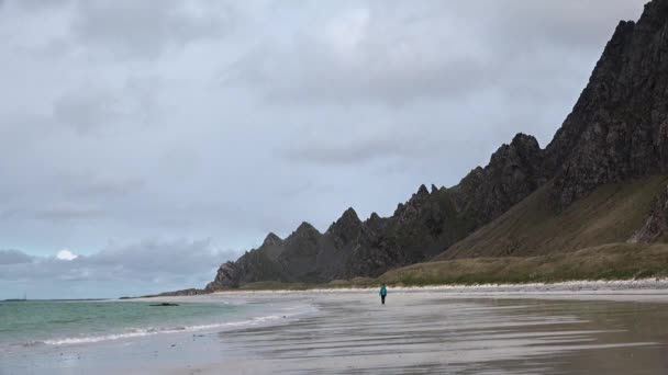 Norvégiában. Lofotens. Gyönyörű természet Norvégia természeti táj, Lofoten sziget. — Stock videók