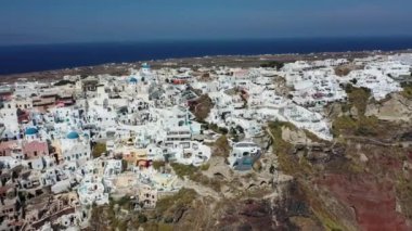 Santorini. Ege Denizi 'ndeki volkanik Yunan adası.