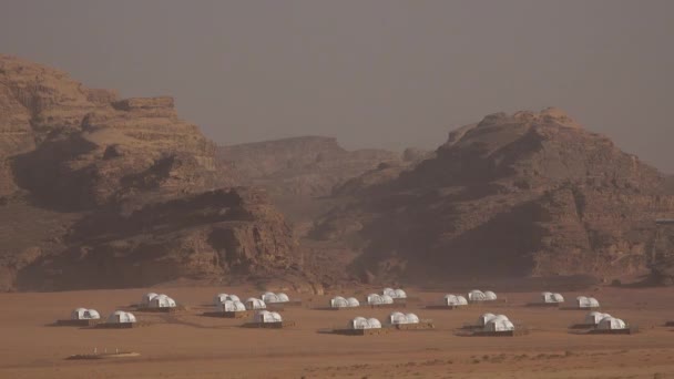 Jordan desert Wadi Rum. Une tempête de sable dans le désert. — Video