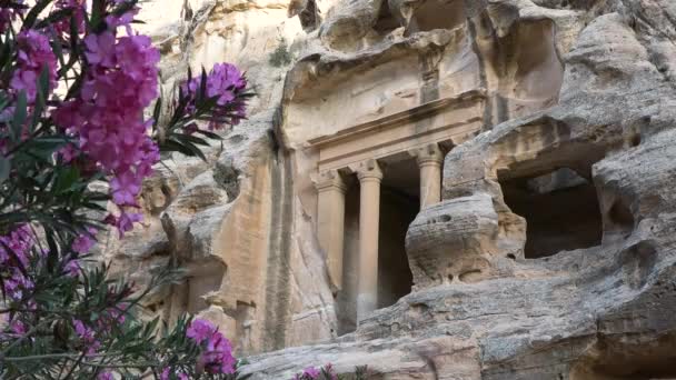 Πέτρα, Ιορδανία, Μέση Ανατολή. Σύμβολο της Ιορδανίας, καθώς και Ιορδανία πιο επισκέφθηκε τουριστικό αξιοθέατο. — Αρχείο Βίντεο