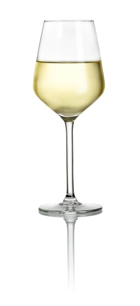 Riempito bicchiere di vino bianco su uno sfondo bianco — Foto Stock