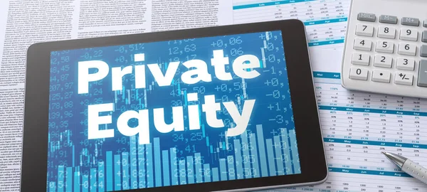 Surfplatta Med Finansiella Dokument Private Equity — Stockfoto