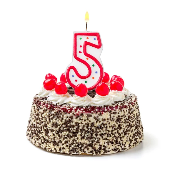 燃えるろうそくの数 5 で誕生日ケーキ — ストック写真