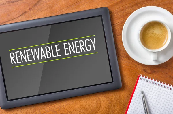 Tablette sur un bureau - Energies renouvelables — Photo