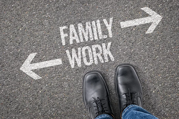 Decision at a crossroad - Family or Work — Stock Photo, Image