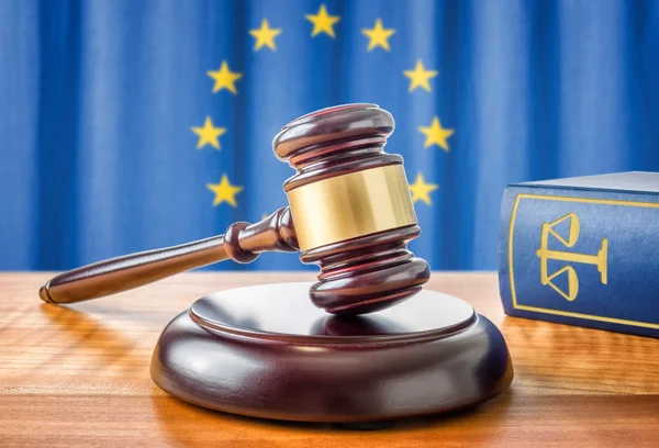 A gavel and a law book - European union — Stock Photo, Image