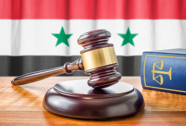 A gavel and a law book - Syria — Stock Photo, Image