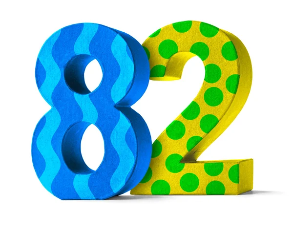 Colorful Paper Mache Numero su sfondo bianco - Numero 82 — Foto Stock