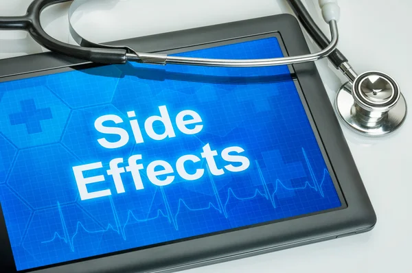 Tablet with the text Side Effects on the display — Stock Photo, Image