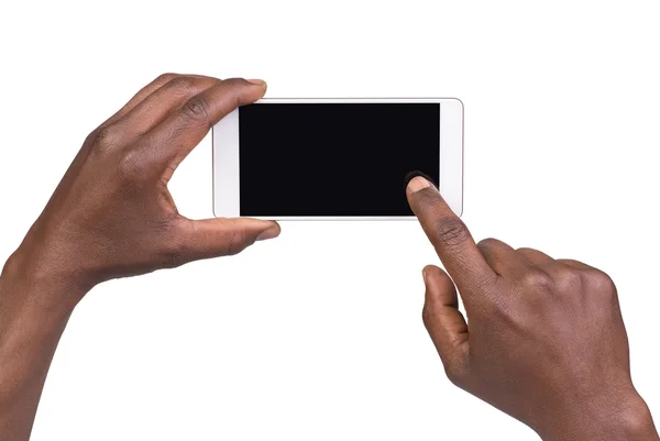 남자는 스마트 휴대 전화를 사용 하 여 사진의 찍입니다. 흰색 절연 — 스톡 사진