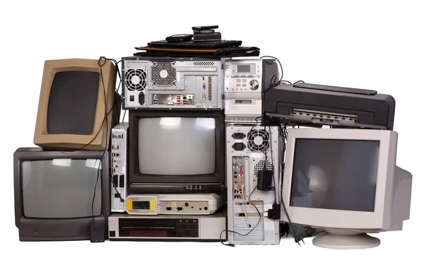 Equipos electrónicos antiguos, usados y obsoletos aislados en blanco —  Fotos de Stock