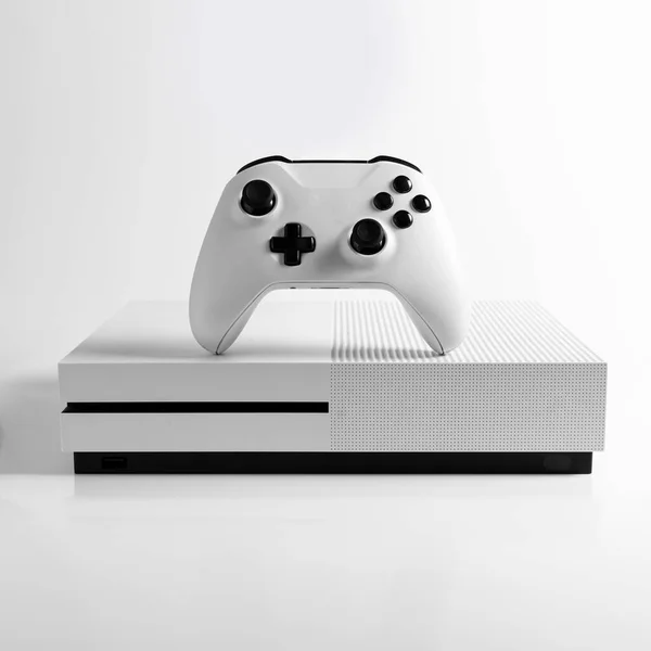 Next Gen Contrôleur Jeu Vidéo Console Isolés Sur Fond Blanc — Photo