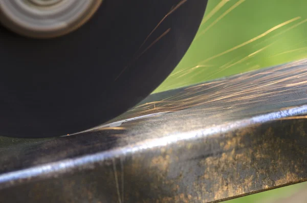 Angle grinder cutting metal — Stock Photo, Image