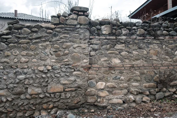 Kőfal Nagy Kőből Téglából Készült Betétekkel — Stock Fotó
