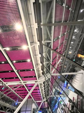 GENEVA, SWitzerland - 24 Ekim 2025. İsviçre 'deki Cenevre Uluslararası Havaalanı' nın iç hatları.