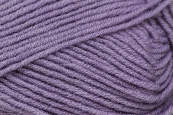 Primer Plano Textura Hilos Lana Púrpura Lila Una Madeja Hobbies — Foto de Stock