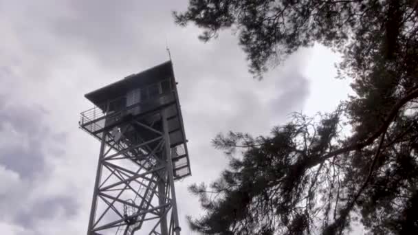 ラトビアとベラルーシの国境にある監視塔 — ストック動画