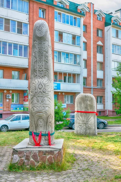 Een Monument Vorm Van Een Rituele Pilaar Van Oosterse Sjamanen — Stockfoto