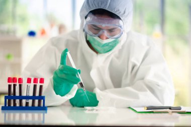 Doctor testing vaccine protect coronavirus covid19 finished success in hospital lab