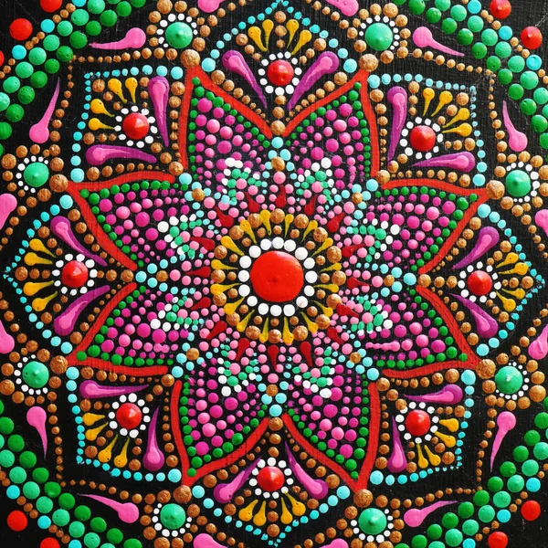 Hermoso Mandala Pintado Mano Sobre Fondo Negro — Foto de Stock