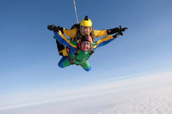 Parachutisme Saut Tandem Deux Gars Volent Dans Ciel — Photo