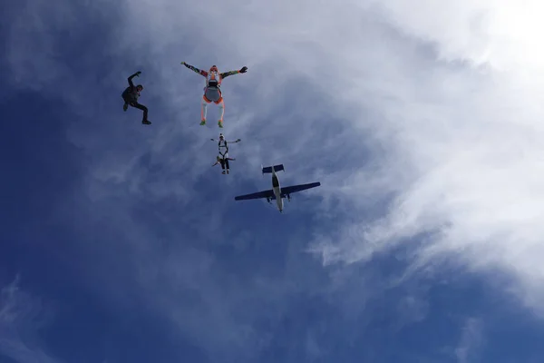 Skoki Spadochronowe Skydivers Dobrze Się Bawią Niebie — Zdjęcie stockowe