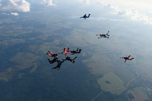 Formazione Paracadutismo Gruppo Paracadutisti Nel Cielo — Foto Stock