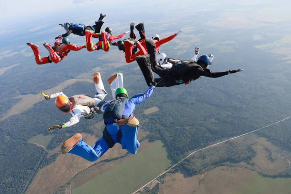 Formationsfallschirmspringen Eine Gruppe Von Fallschirmspringern Ist Himmel — Stockfoto