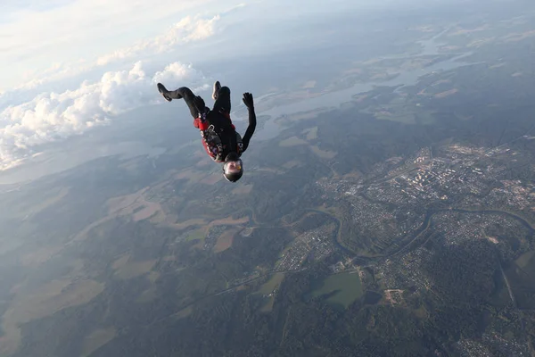 Paracaidismo Salta Libremente Paracaidista Vuela Posición Cabeza Hacia Abajo — Foto de Stock