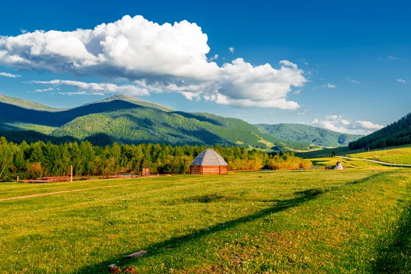 At the foot of the mountain — Stock Photo, Image