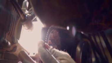 Yarı otomatik kaynaklama ile kaynak makinesi parçaları  