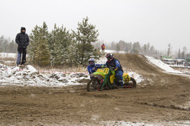 Motokros.