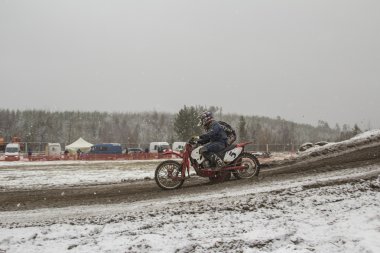 Motokros.