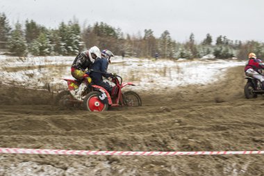 Motokros.