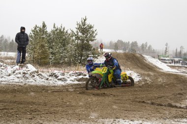 Motokros.