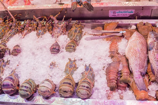 Egzotik Tayland deniz ürünleri