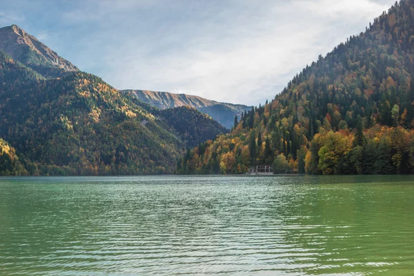 Lago Riza Abcásia — Fotografia de Stock