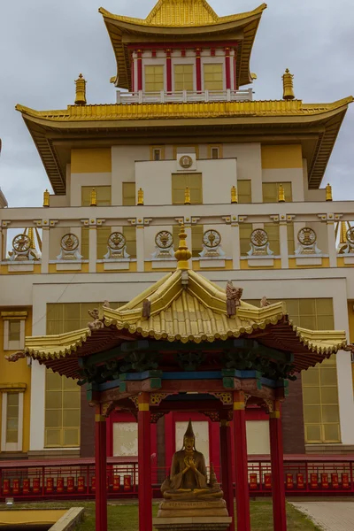Elista Kalmukkië boeddhistische tempel — Stockfoto