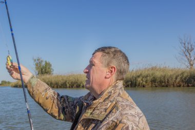 nehir üzerinde iplik