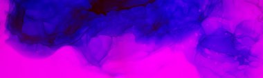 Mavi alkol mürekkebi. Magenta Dinamik Ürkütücü. Tasarımın için parlak pembe soyutlama. Mermer efektli modern suluboya.