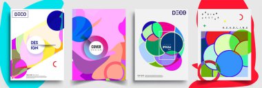 Modern soyut kapaklar seti. Cool gradient şekilleri bileşimi, vektör tasarımı kapsar.