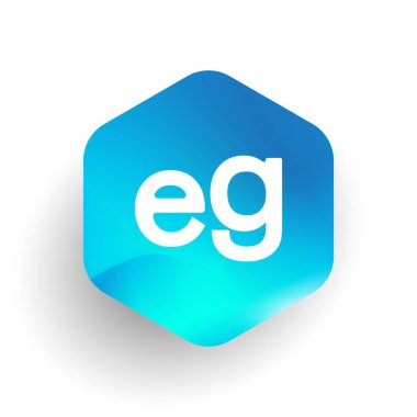 Altıgen şekilli ve renkli arkaplan içinde EG logosu, iş ve şirket kimliği için harf kombinasyonu tasarımı.