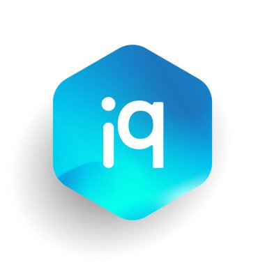 Altıgen şekilli ve renkli arkaplan şeklinde IQ harfi logosu, iş ve şirket kimliği için harf kombinasyonu tasarımı.