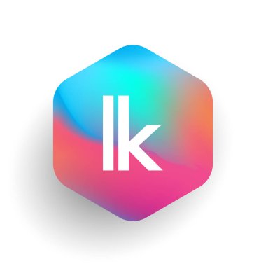 Altıgen şekilli ve renkli arkaplan içinde LK logosu, iş ve şirket kimliği için harf kombinasyon logosu tasarımı.