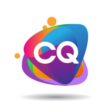 Renkli sıçrama arkaplanı olan CQ harfi logosu, yaratıcı endüstri, web, iş ve şirket için harf kombinasyonu tasarımı.
