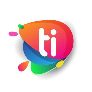 Renkli sıçrama arkaplanı olan TI harfi logosu, yaratıcı endüstri, web, iş ve şirket için harf kombinasyonu tasarımı.