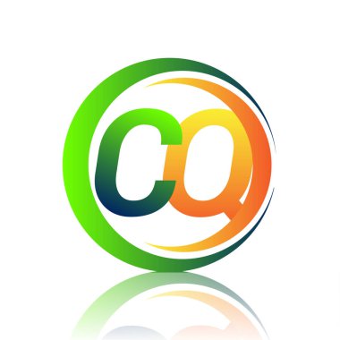 İlk harf logosu CQ şirketi daire ve swoosh tasarımında yeşil ve turuncu renkli. İş ve şirket kimliği için vektör logosu.